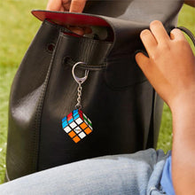 Load image into Gallery viewer, RUBIK&#39;S KEYCHAIN 3X3 CDU
