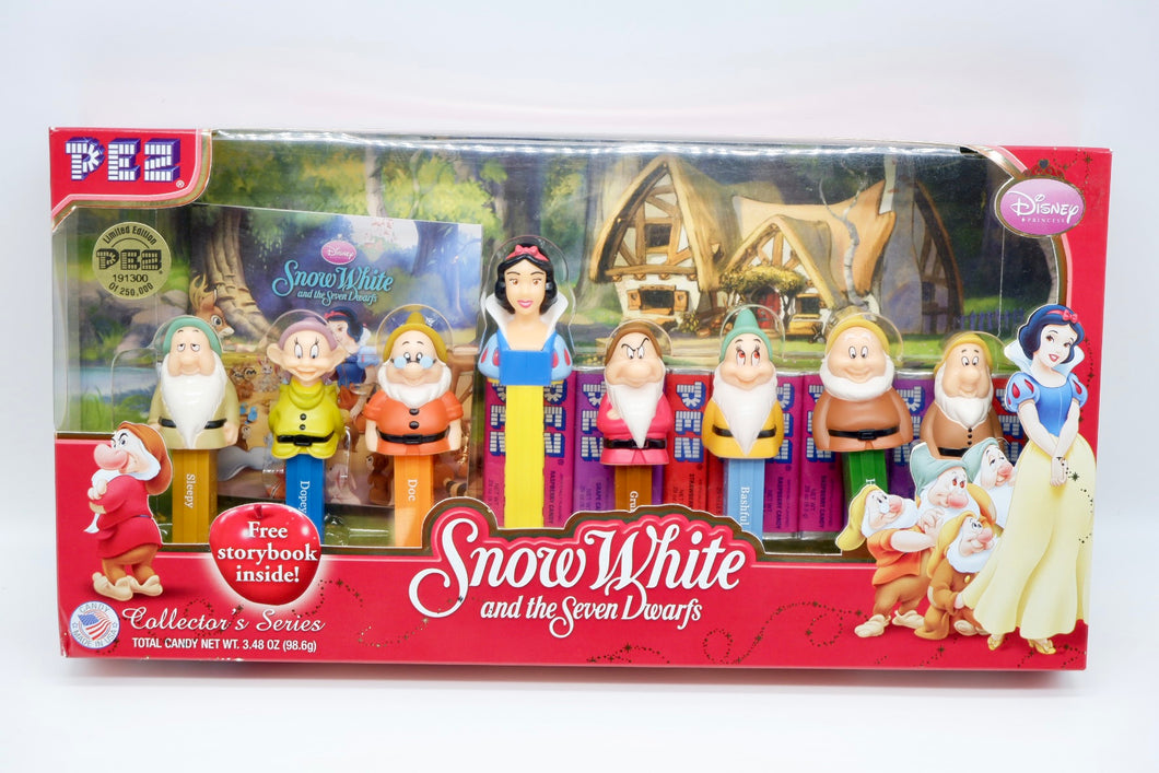 Pez Candy and Dispenser - Disney Snow White and the Seven Dwarfs Collector's Series